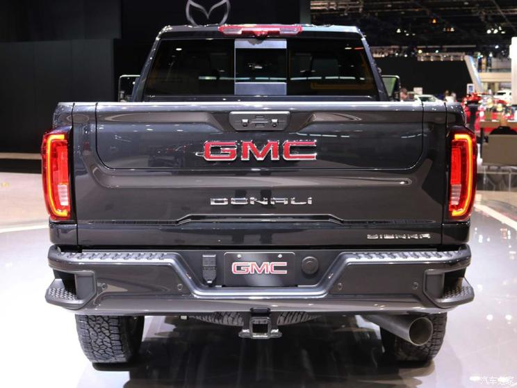 GMC SIERRA 2019 2500HD Denali