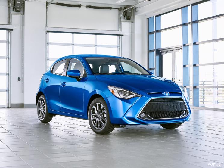 () YARiS() 2019 Hatchback