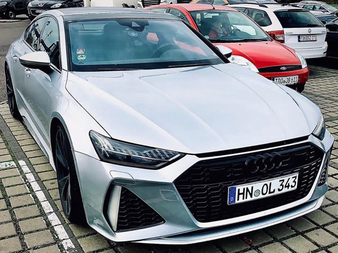 µRS 7 Sportback 4.0Tֵ-ͼ1