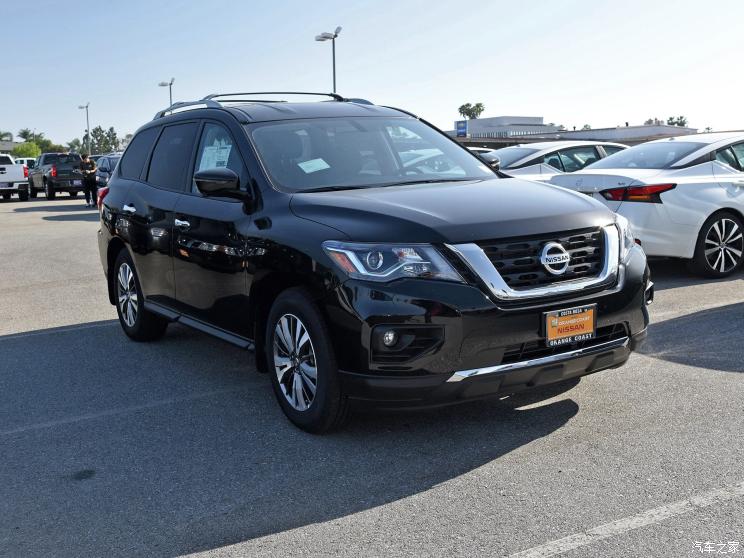 ղ() Pathfinder 2019 SL 2WD