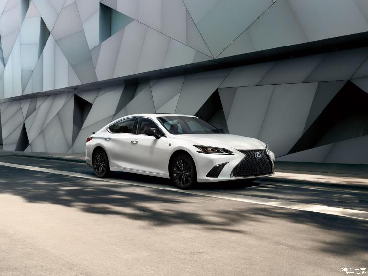 ׿˹ ׿˹ES 2021 350 Black Line F SPORT