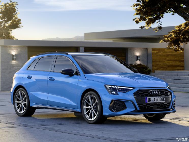 µ() µA3Դ() 2021 Sportback 40 TFSI e